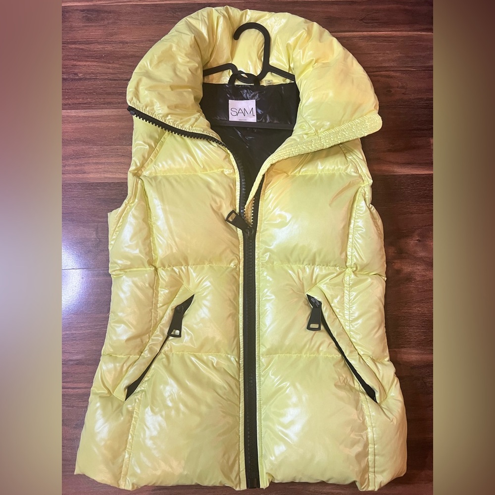 SAM. Women's Quilted Puffer Vest with High Collar - Picture 5 of 6